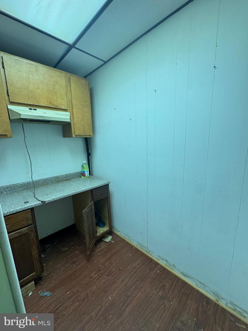2948 Reed St Property Photo 6