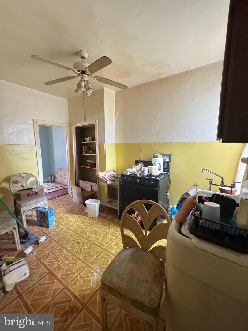 2948 Reed St Property Photo 12