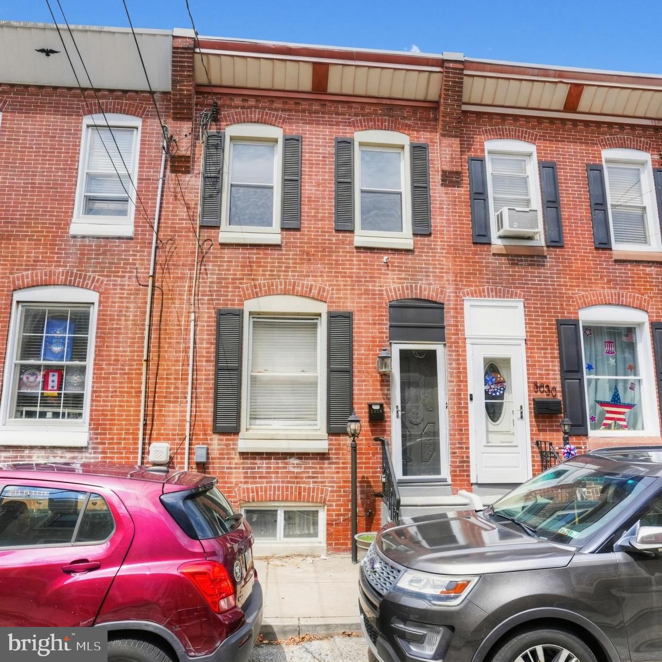 3028 Mercer St Property Photo 2