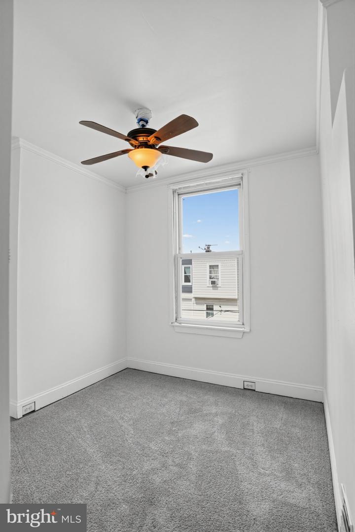 3028 Mercer St Property Photo 17