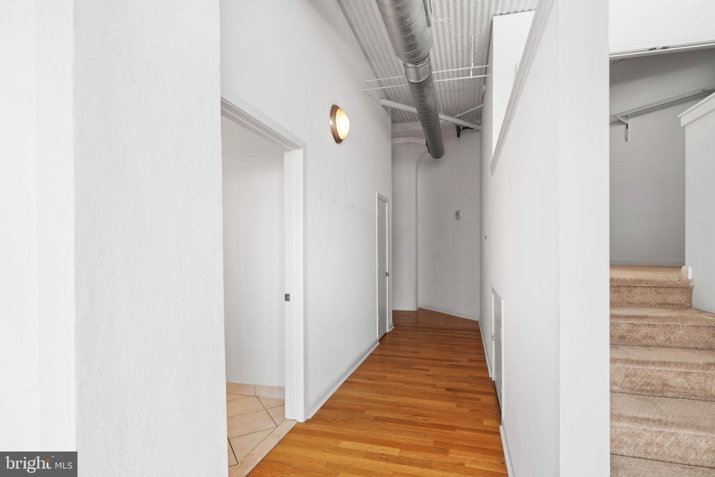 2200-28 Arch St #505 Property Photo 23