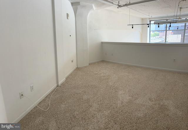 2200-28 Arch St #505 Property Photo 33