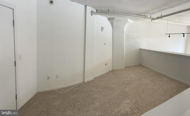 2200-28 Arch St #505 Property Photo 34