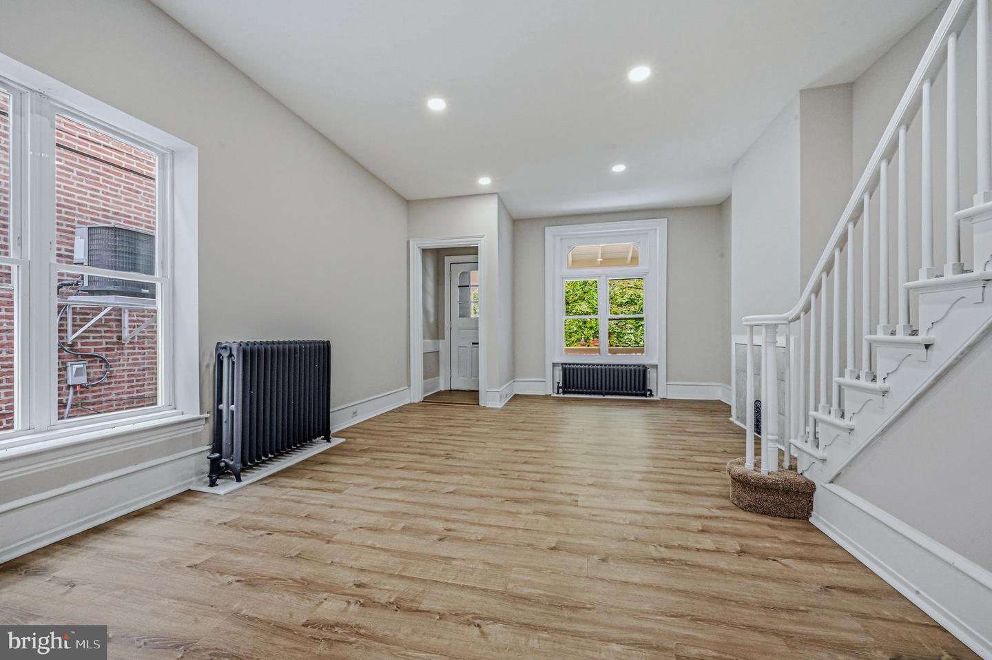 1212 N 59th St Property Photo 6