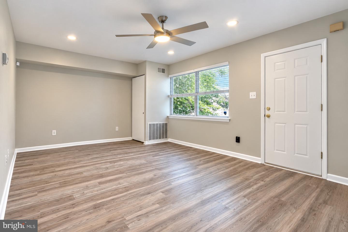 151 Parker Ave #a Property Photo 2