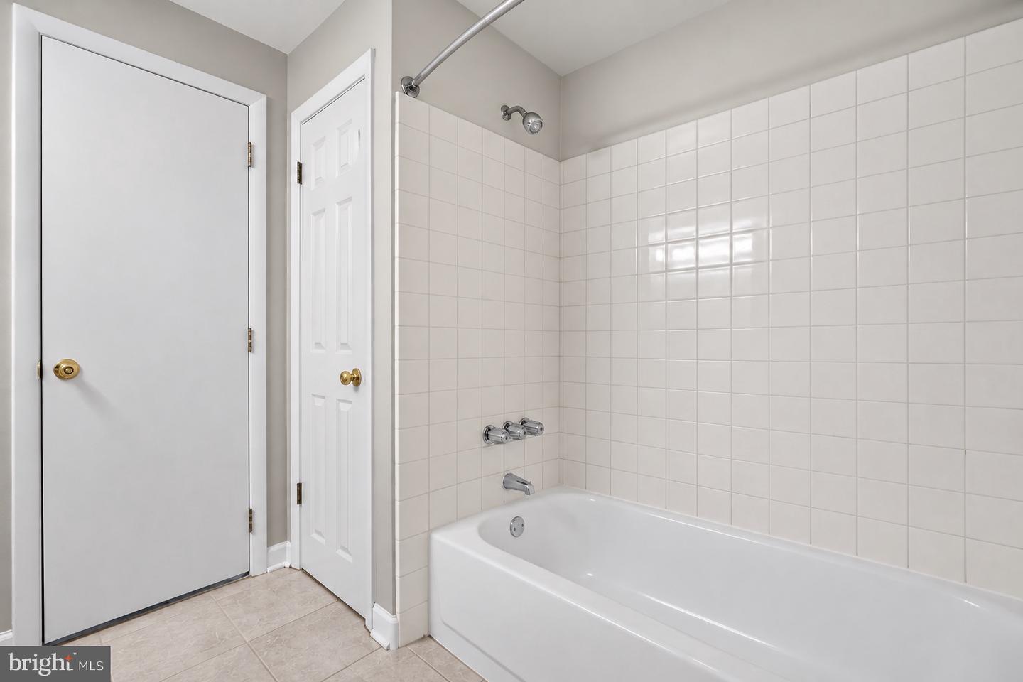 151 Parker Ave #a Property Photo 5