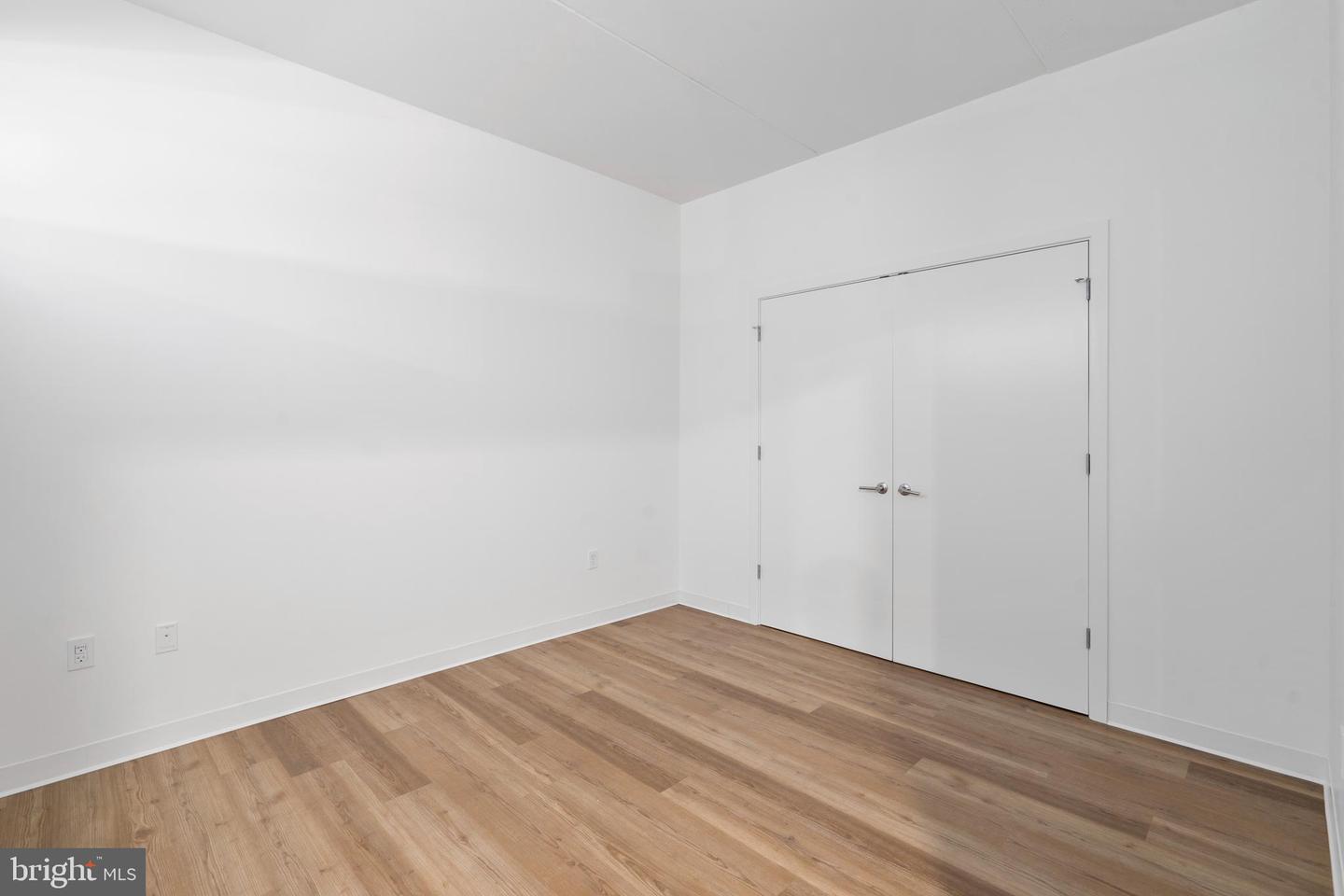 569 N 5th Street #922 Property Photo 11