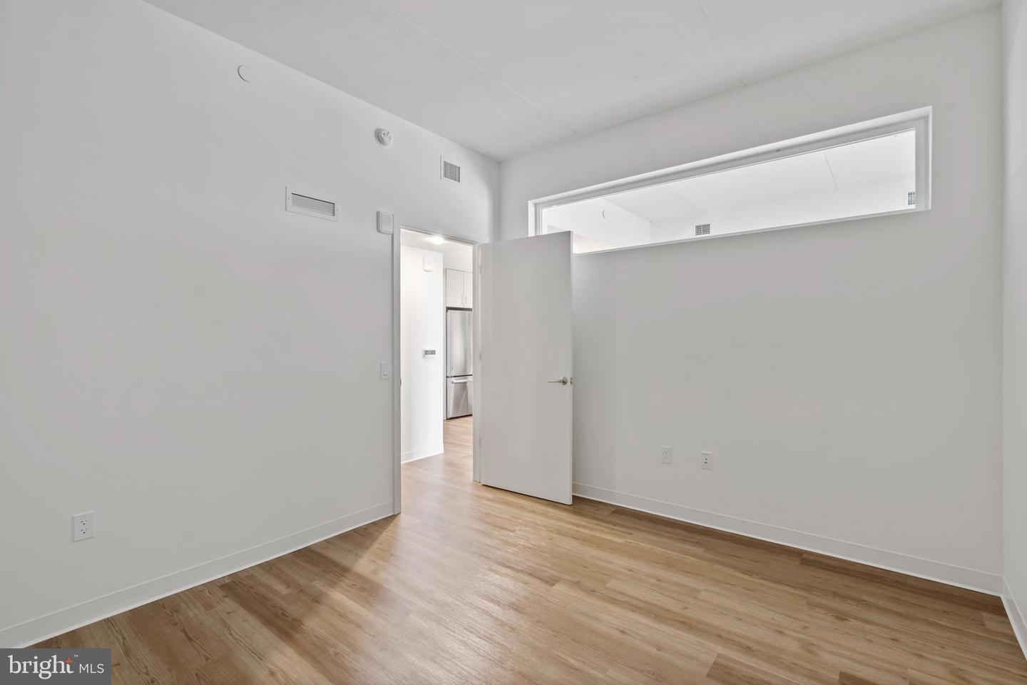 569 N 5th Street #922 Property Photo 12