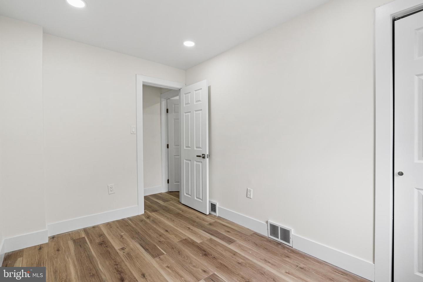 7270 Cornelius St Property Photo 19