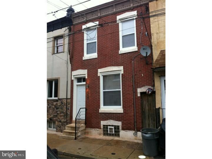 2307 E Harold St Property Photo 1