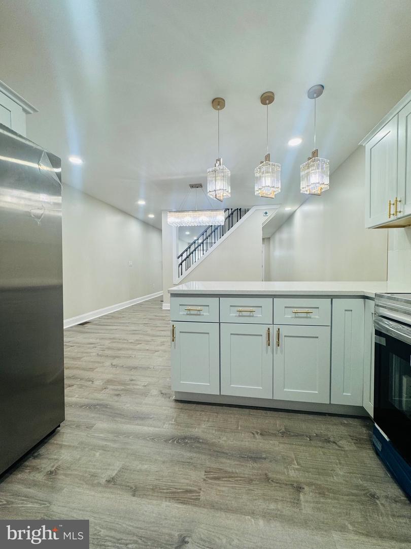 1840 73rd Ave Property Photo 15