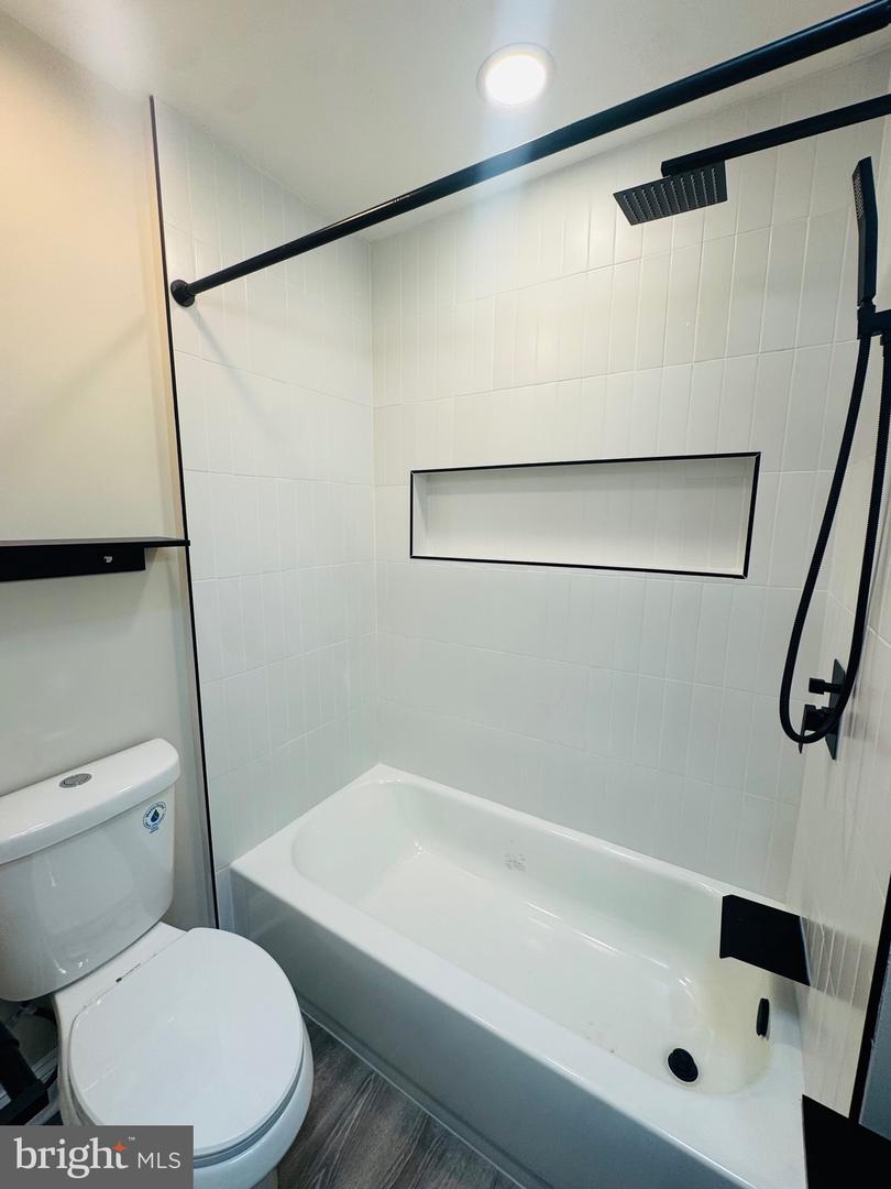 1840 73rd Ave Property Photo 30