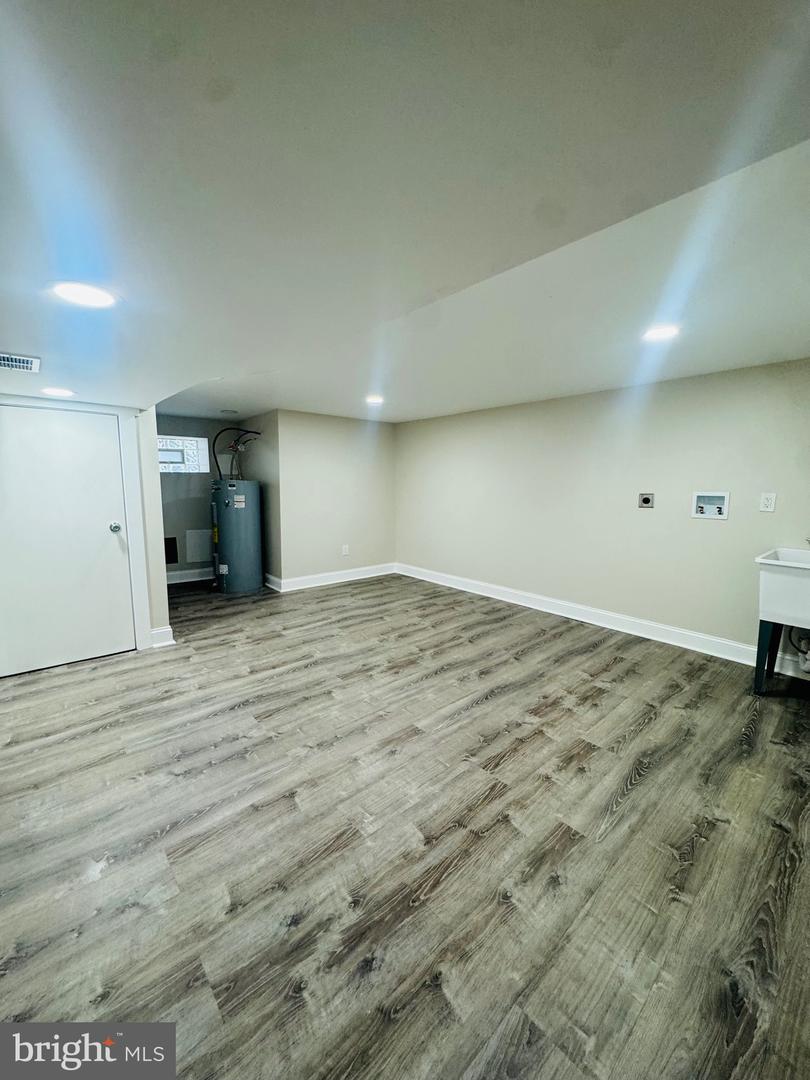 1840 73rd Ave Property Photo 35