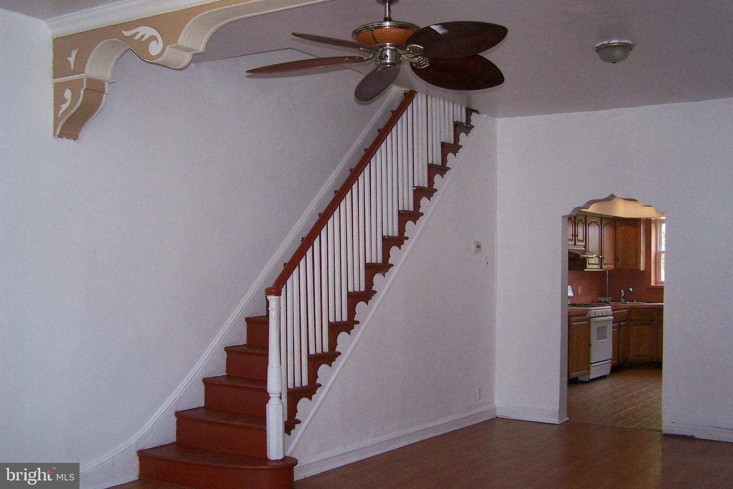 607 Mifflin St Property Photo 4