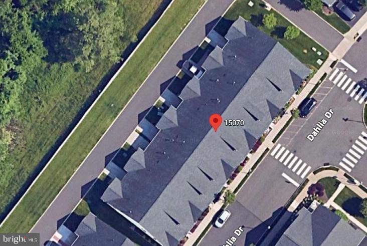 15070 Dahlia Dr Property Photo 2