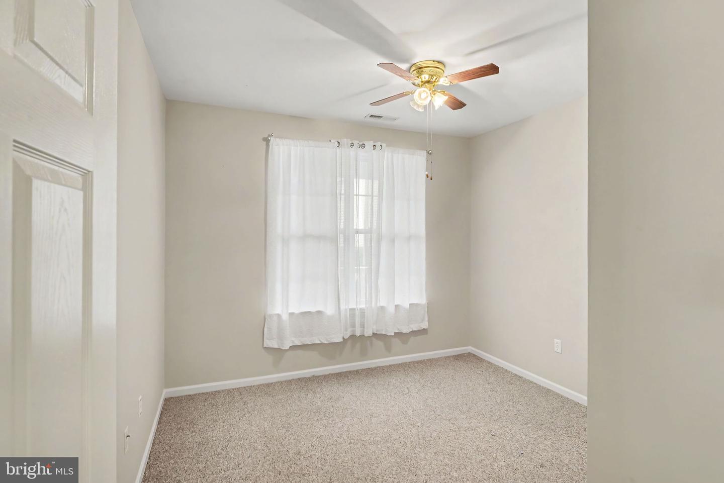15070 Dahlia Dr Property Photo 11