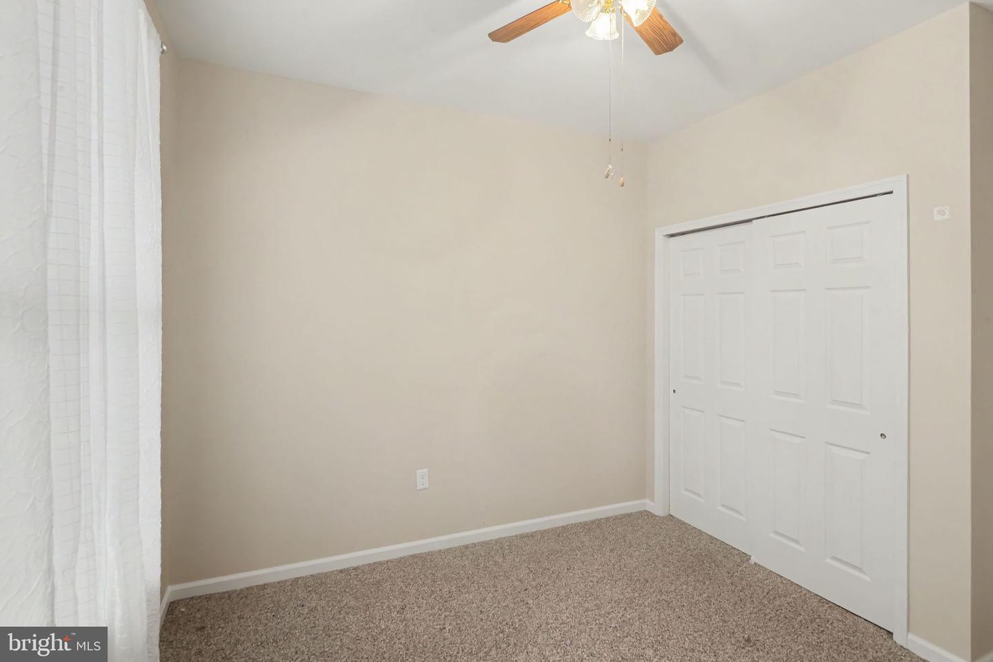 15070 Dahlia Dr Property Photo 12