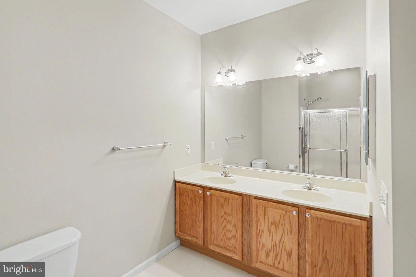 15070 Dahlia Dr Property Photo 16