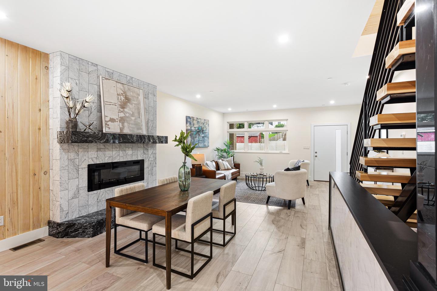 6995 Pechin St #unit 8 Property Photo 4