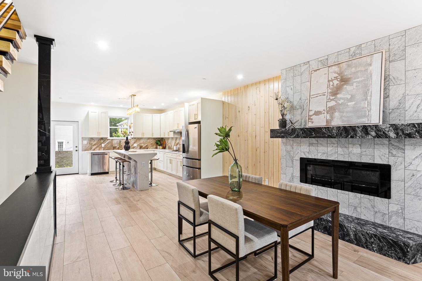 6995 Pechin St #unit 8 Property Photo 5