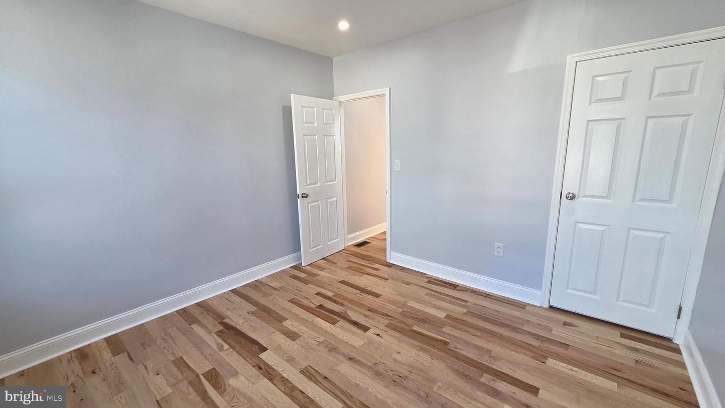 1810 E Albert St Property Photo 7
