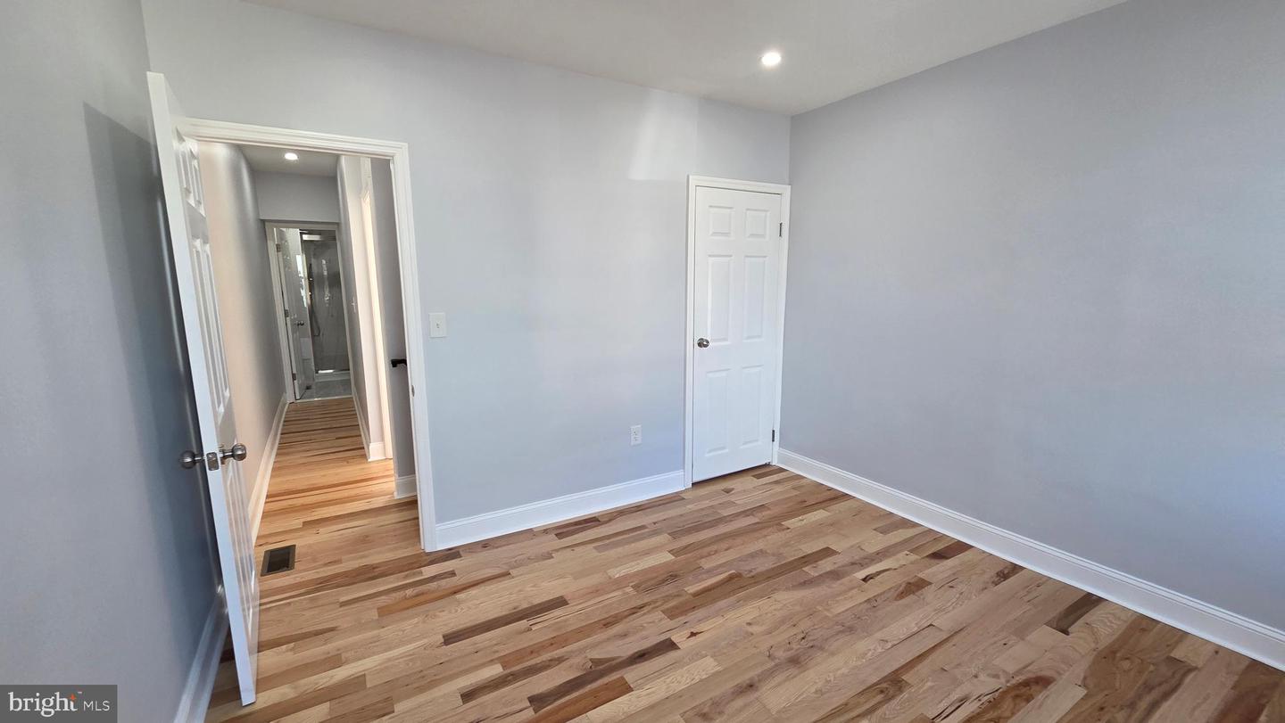 1810 E Albert St Property Photo 8