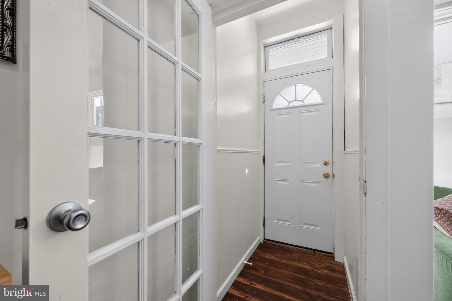 1829 Mcclellan St Property Photo 4