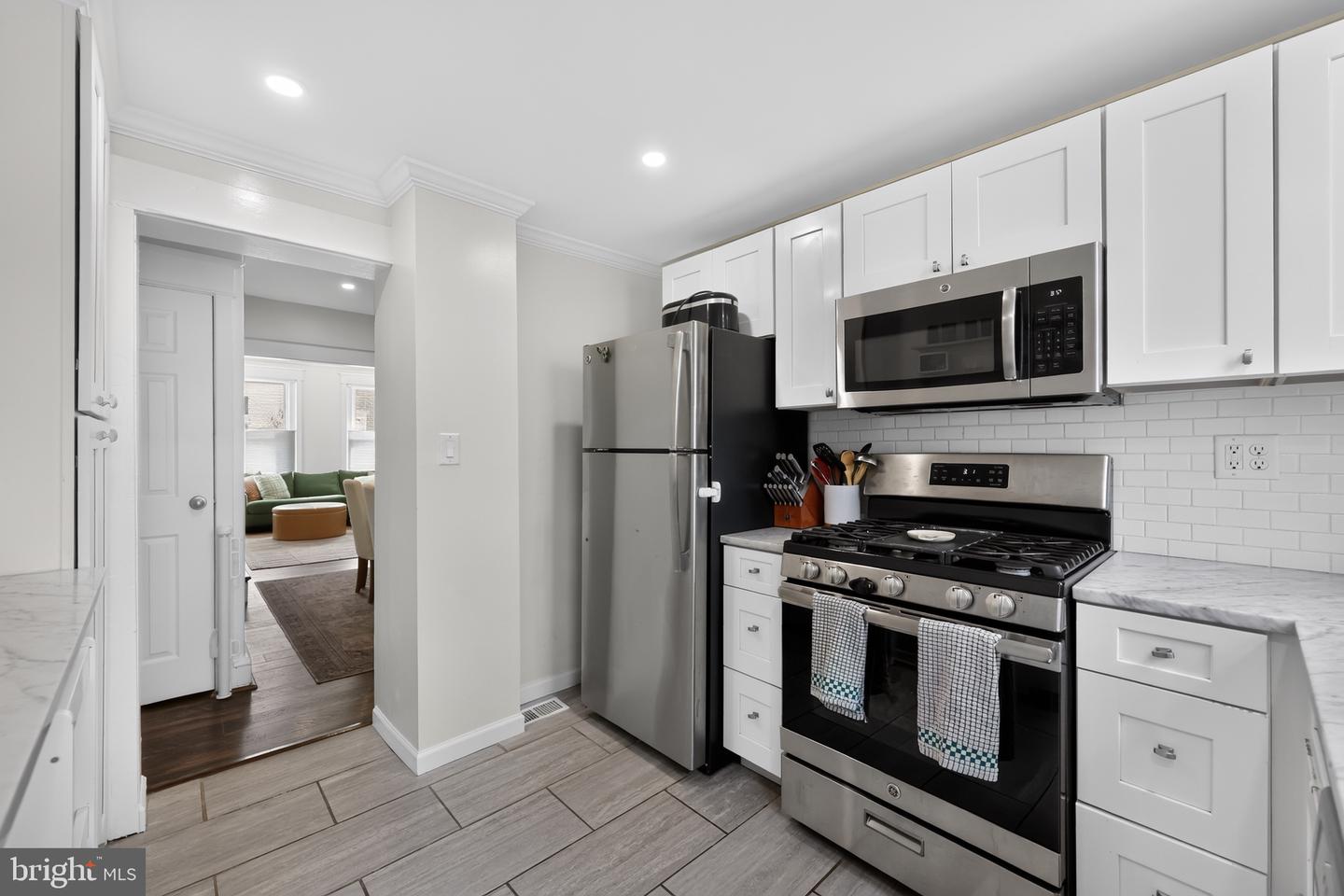 1829 Mcclellan St Property Photo 14