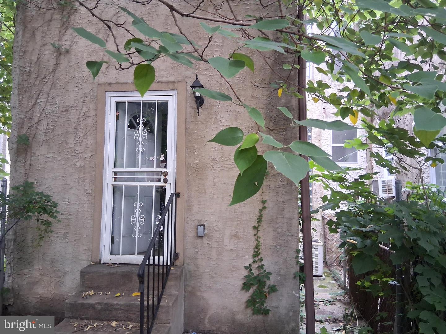 5013 Brown St Property Photo 21