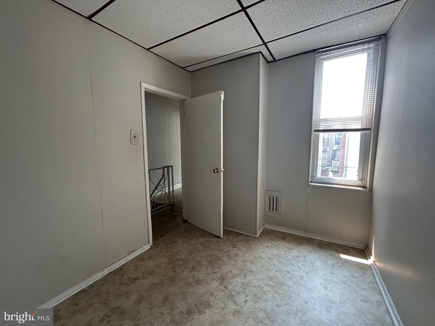 540 Fernon St Property Photo 12