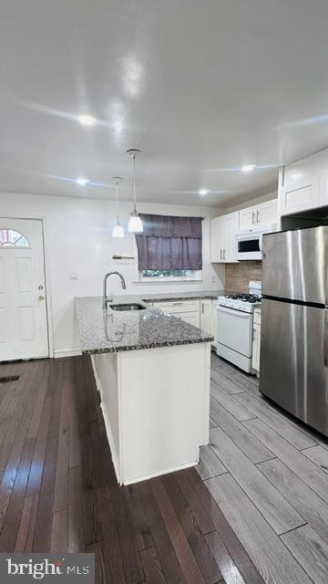 6013 Belden St Property Photo 6