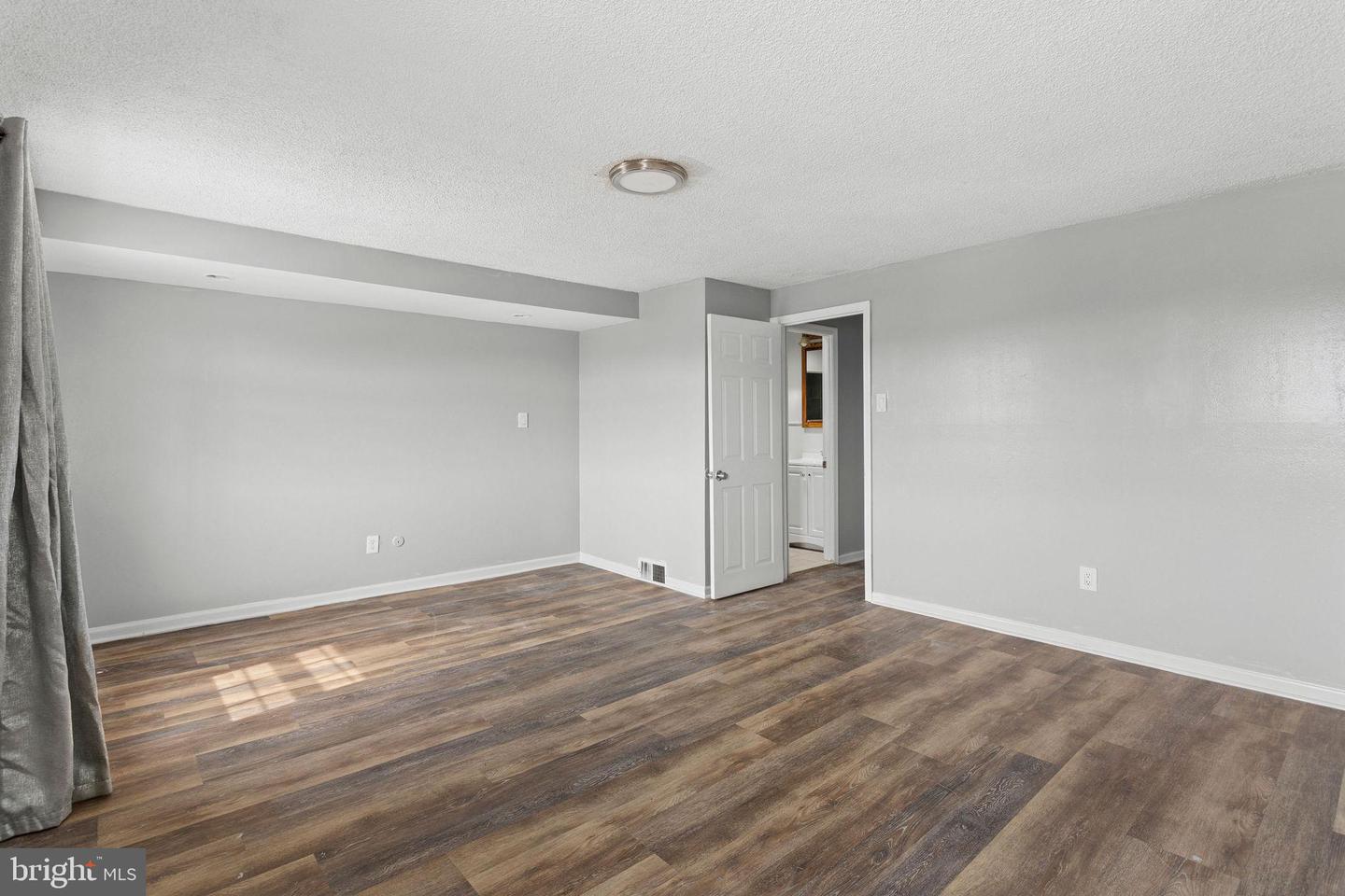 12214 Medford Rd Property Photo 14