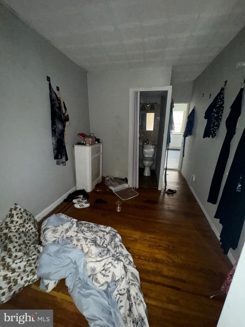 4035 Neilson St Property Photo 6