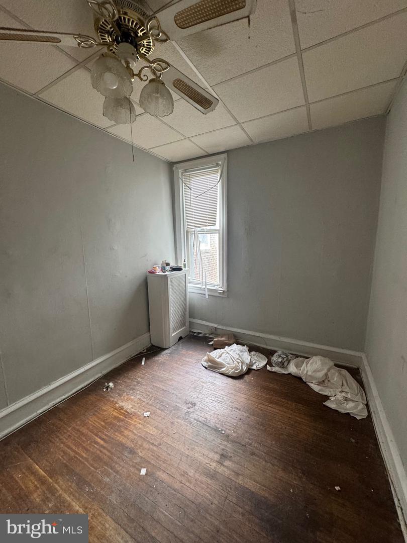 4035 Neilson St Property Photo 15