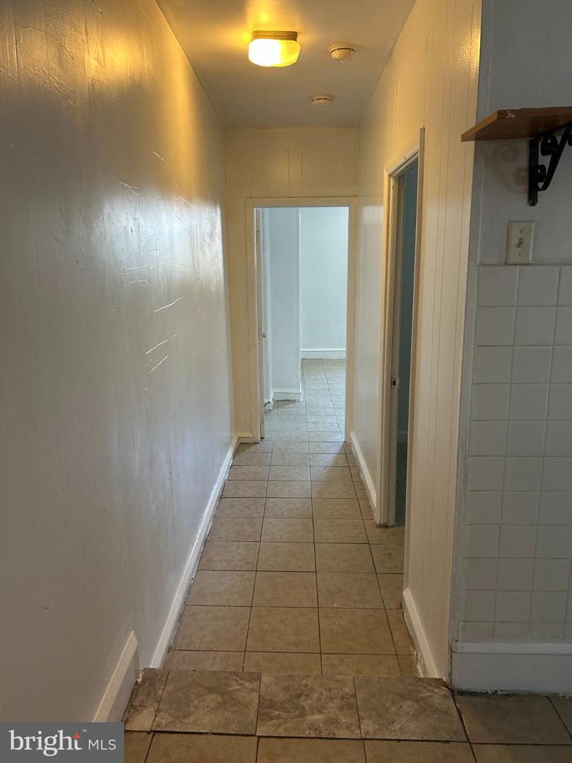 1515 Dickinson St S #1 Property Photo 5