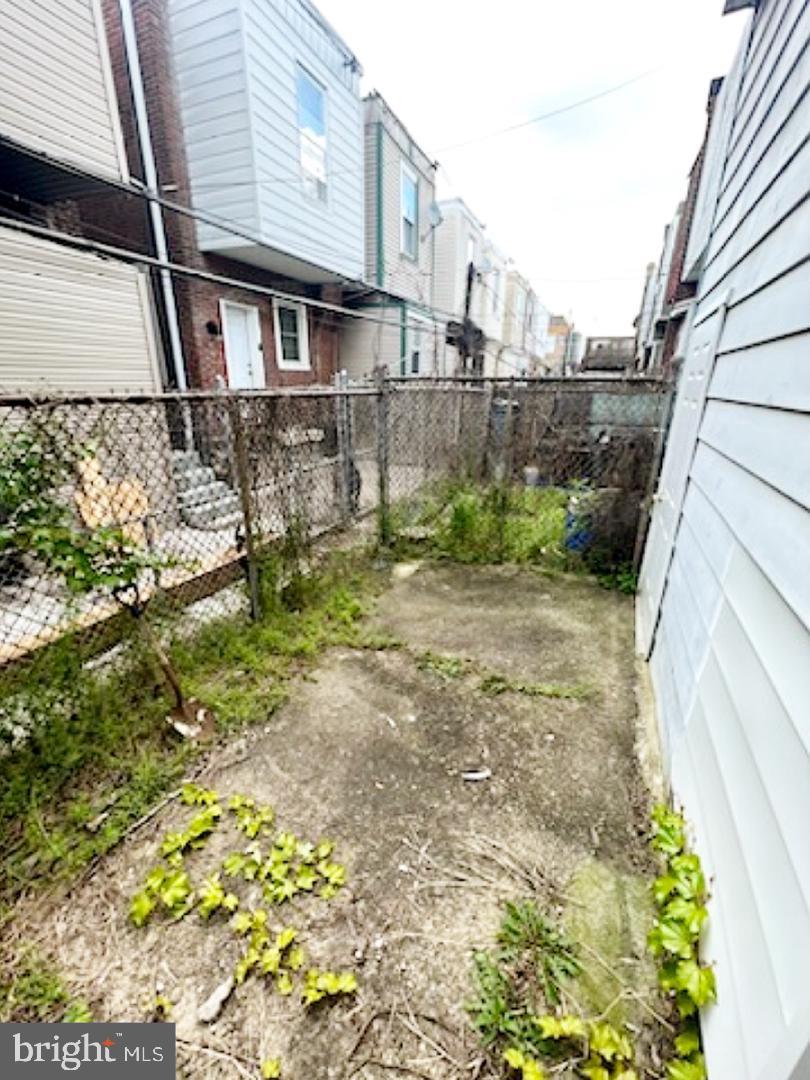 5815 Catharine St #apt A Property Photo 13