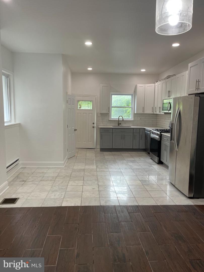 537 E Tulpehocken St E #1 Property Photo 7