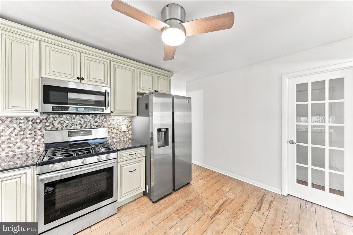 6931 Oakley St Property Photo 16