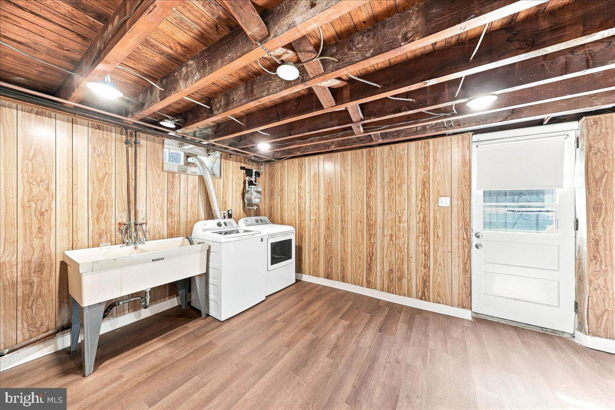 6931 Oakley St Property Photo 32