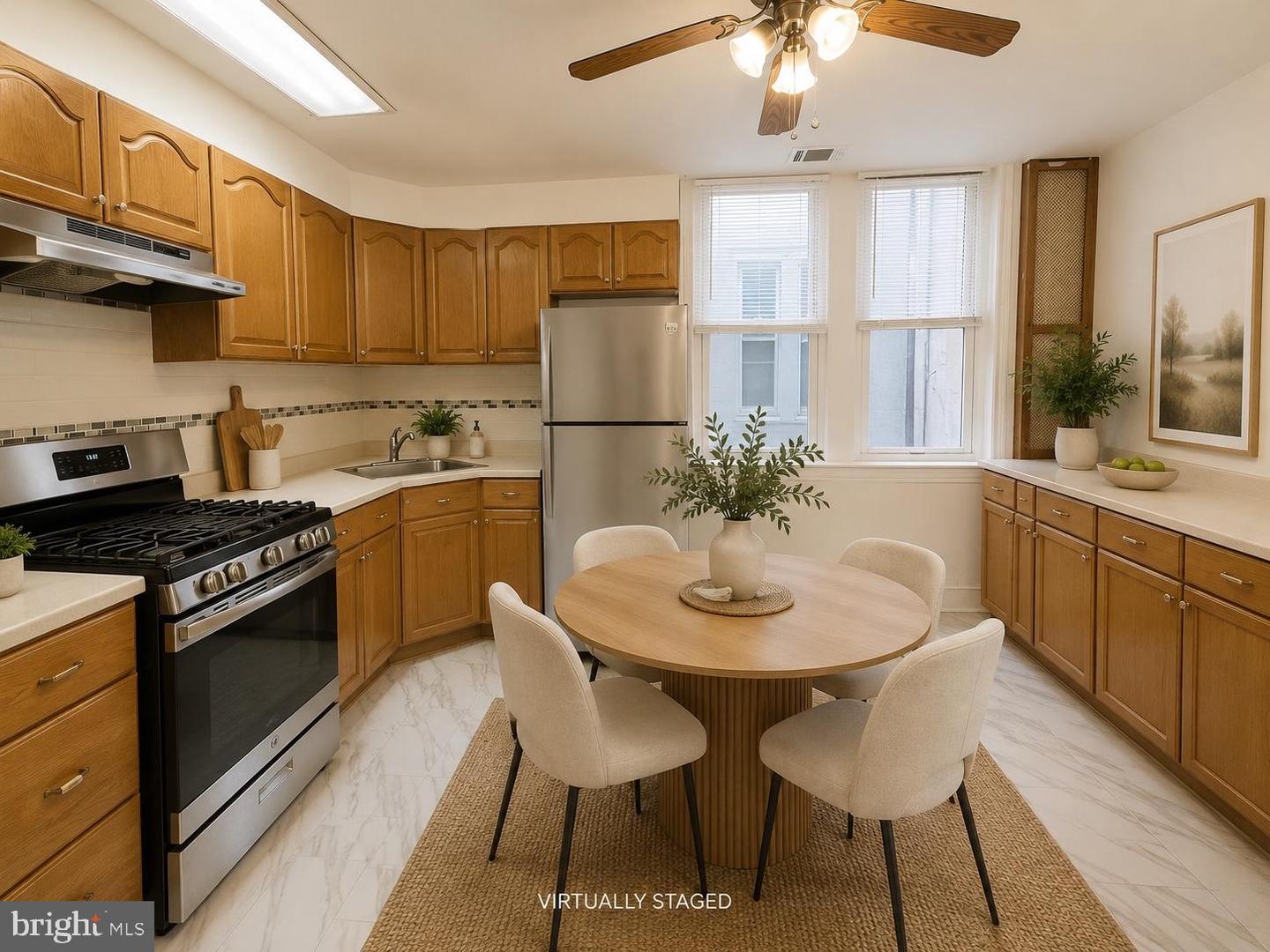 705 S 6th St Property Photo 22