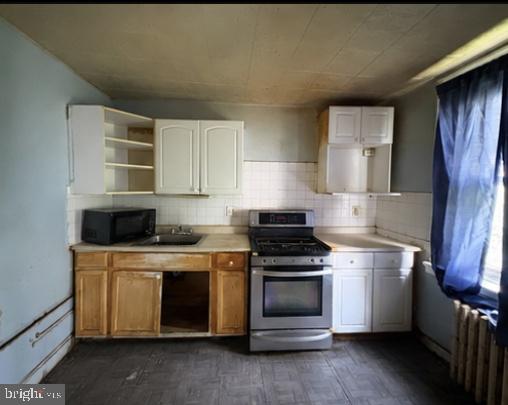4560 Milnor St Property Photo 2