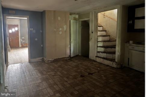 4560 Milnor St Property Photo 3