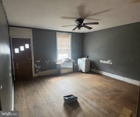 4560 Milnor St Property Photo 5