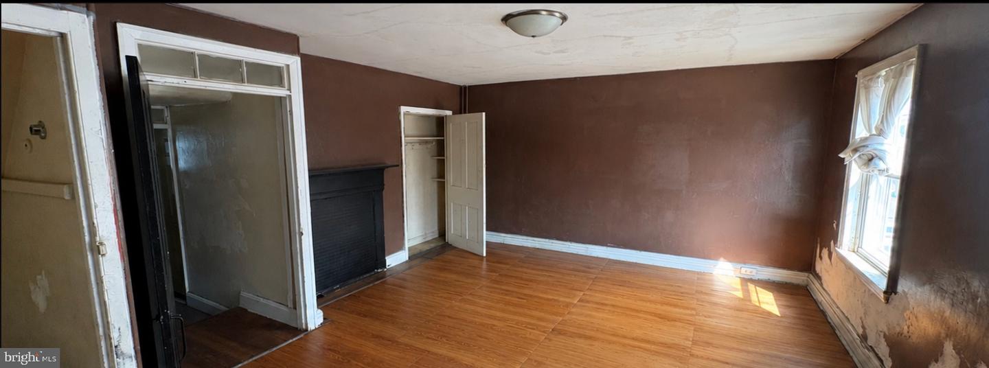 4560 Milnor St Property Photo 6