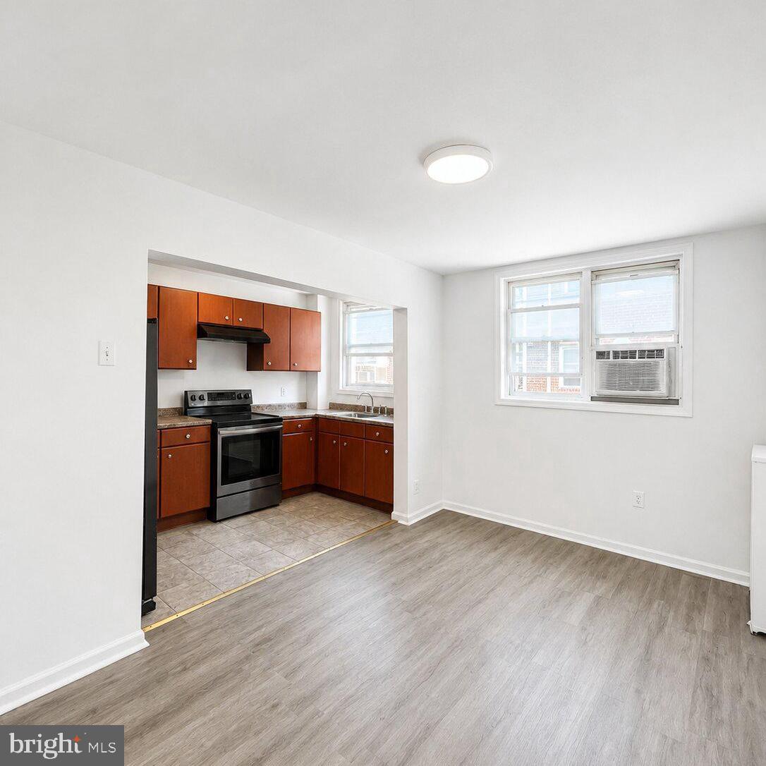 1419 Lardner St Property Photo 2