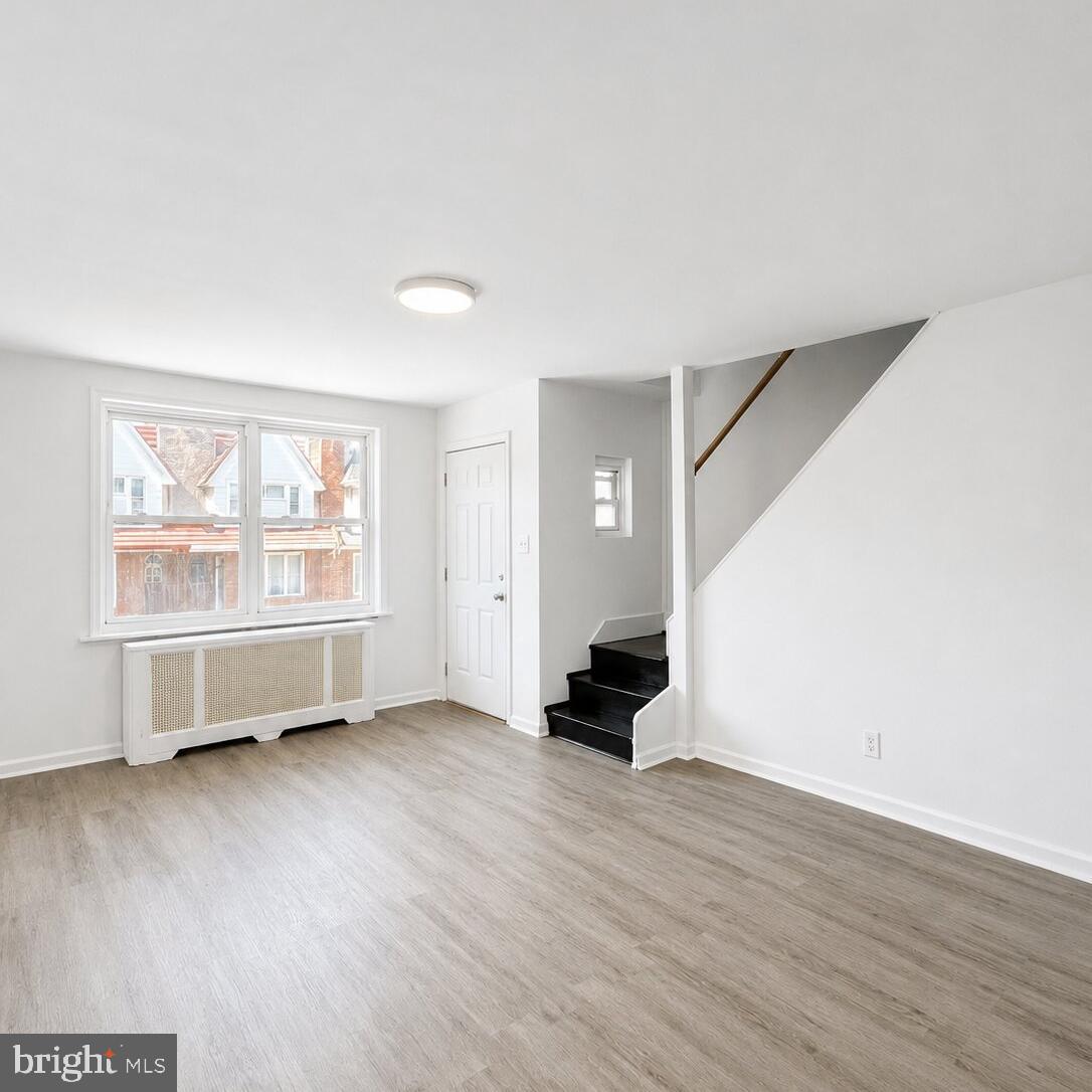 1419 Lardner St Property Photo 6