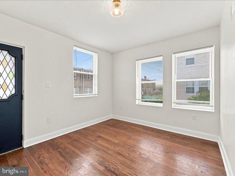 7134 Guyer Ave Property Photo 7