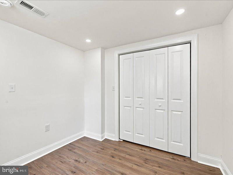 7134 Guyer Ave Property Photo 10