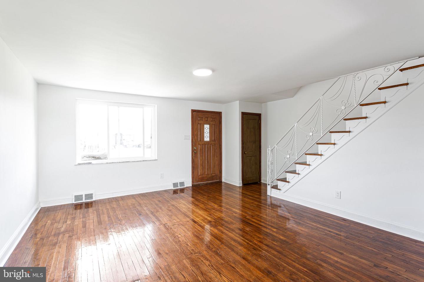 7545 Overbrook Ave Property Photo 3