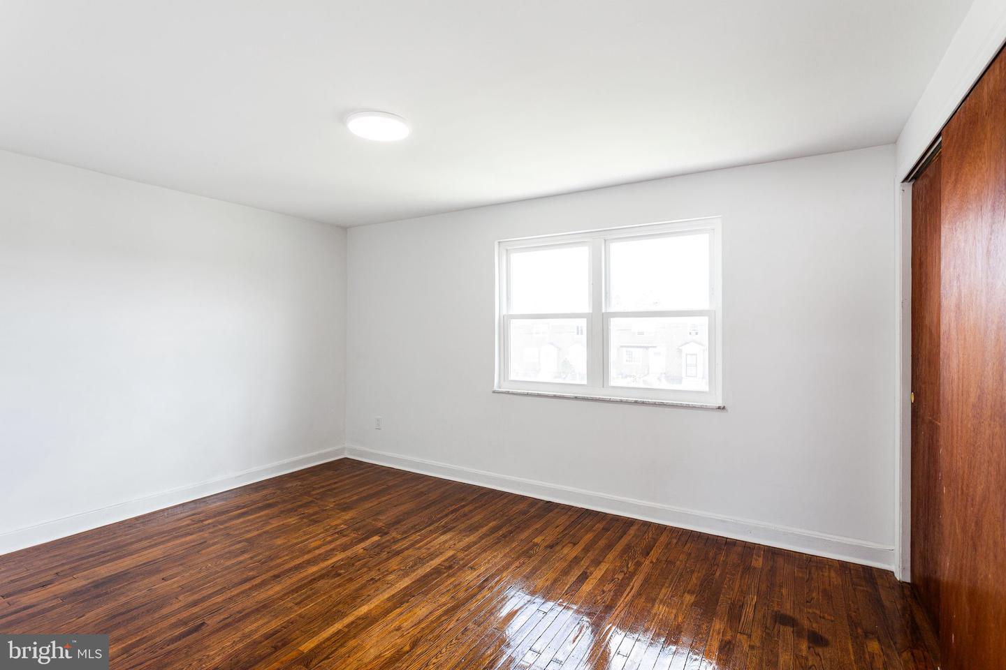 7545 Overbrook Ave Property Photo 14